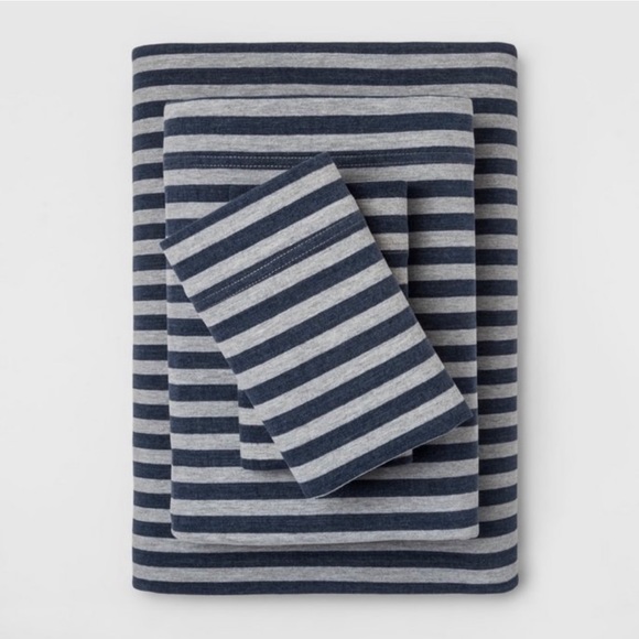 Threshold Other - Threshold Queen Sheet Set Blue Striped